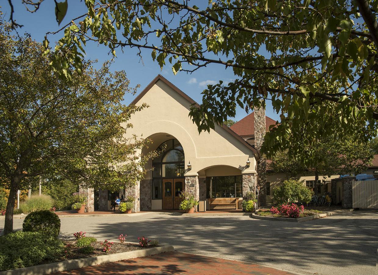 Potawatomi Inn & Cabins Angola Exterior photo