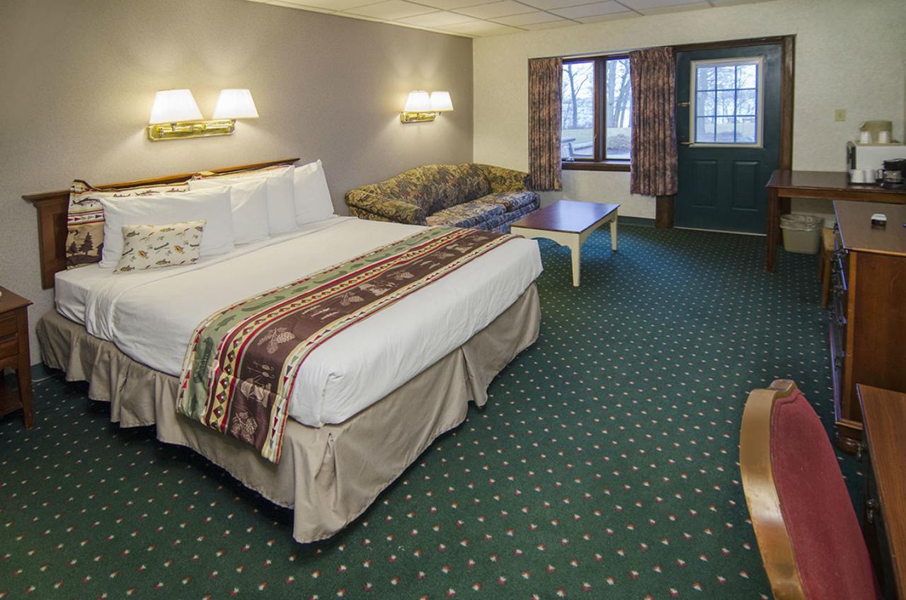 Potawatomi Inn & Cabins Angola Room photo